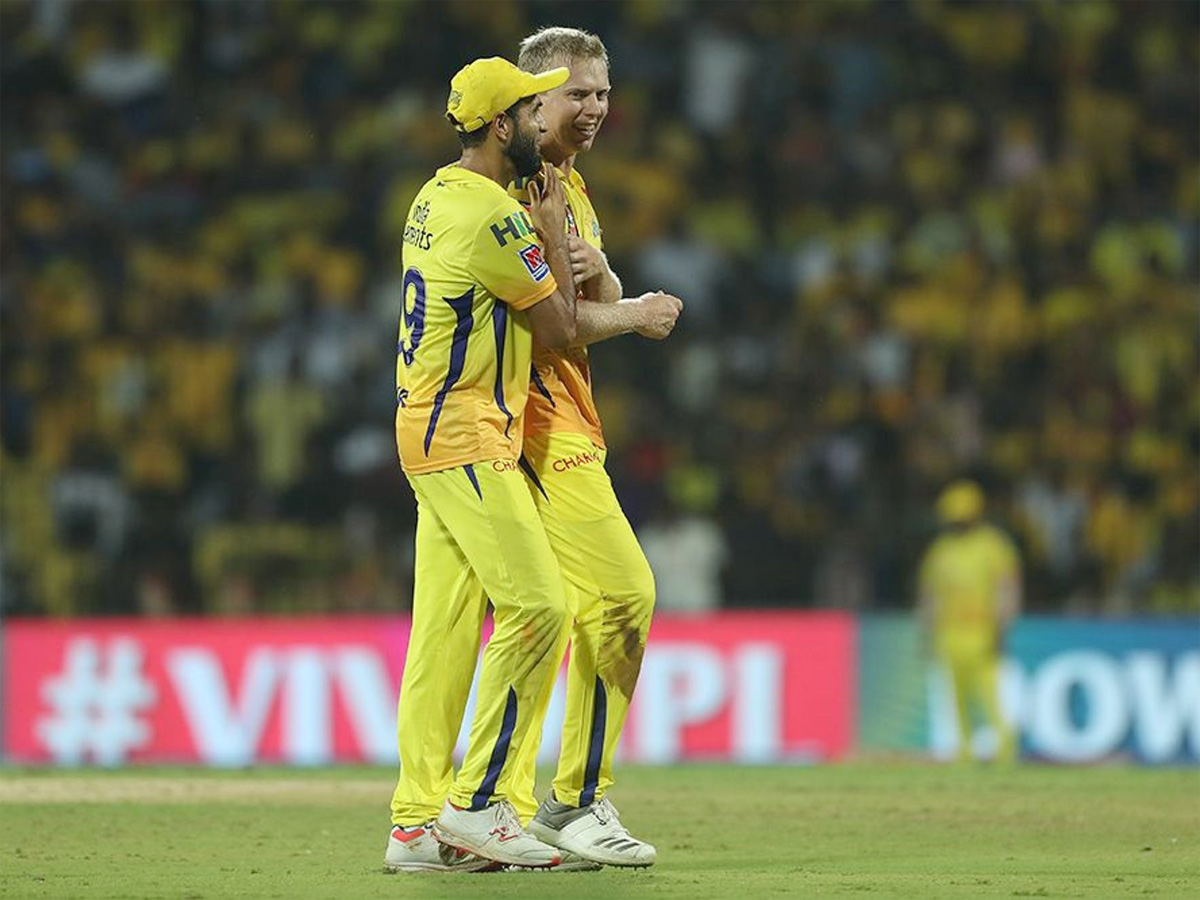 Chennai Super Kings return to winning ways against Kings XI Punjab Photo Gallery - Sakshi13