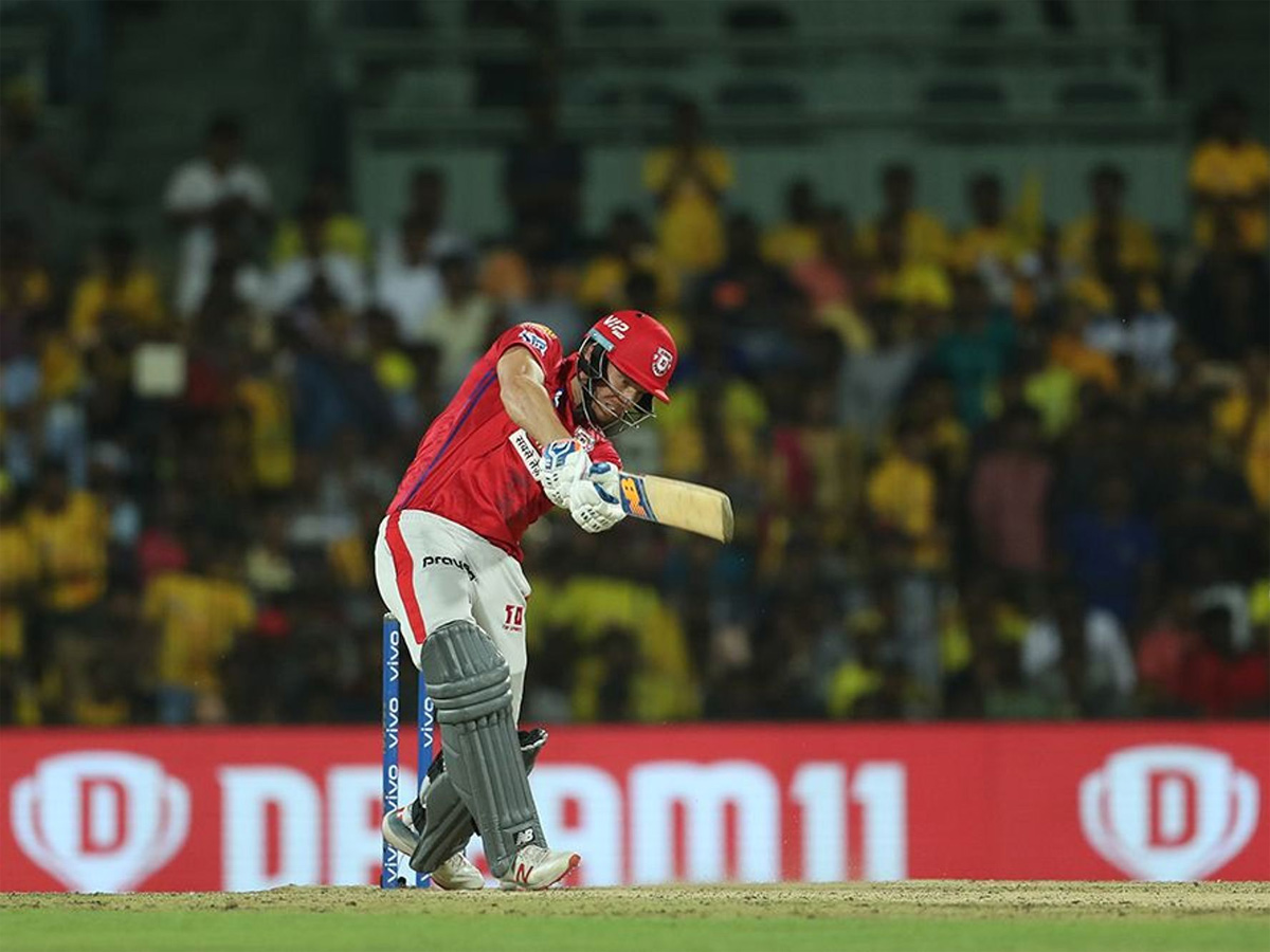 Chennai Super Kings return to winning ways against Kings XI Punjab Photo Gallery - Sakshi14