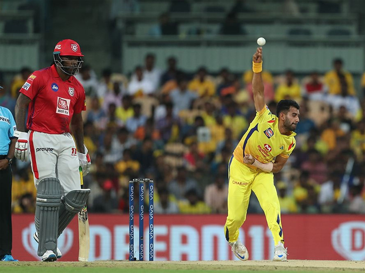 Chennai Super Kings return to winning ways against Kings XI Punjab Photo Gallery - Sakshi20