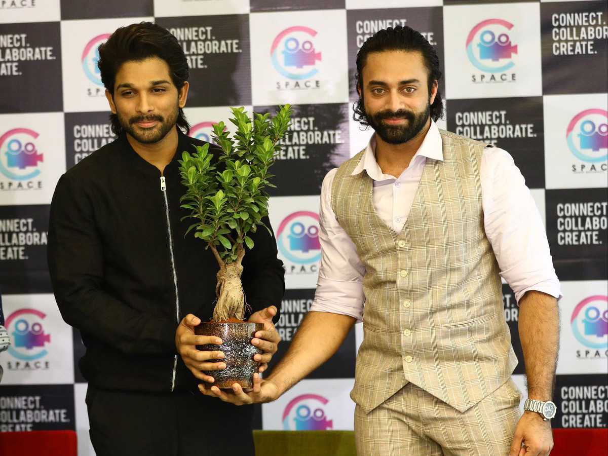 Allu Arjun Launches Navdeep C Space Photo Gallery - Sakshi7