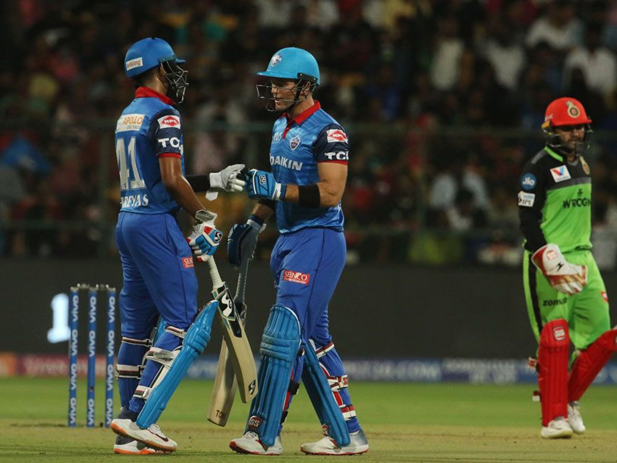 Delhi Capitals win by four wickets Photo Gallery - Sakshi20