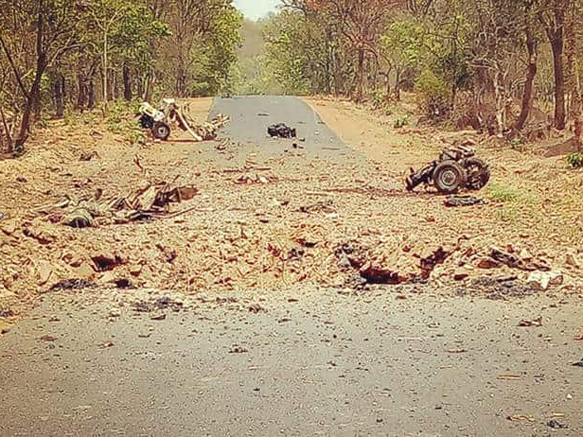 Gadchiroli Maoist attack - Sakshi2