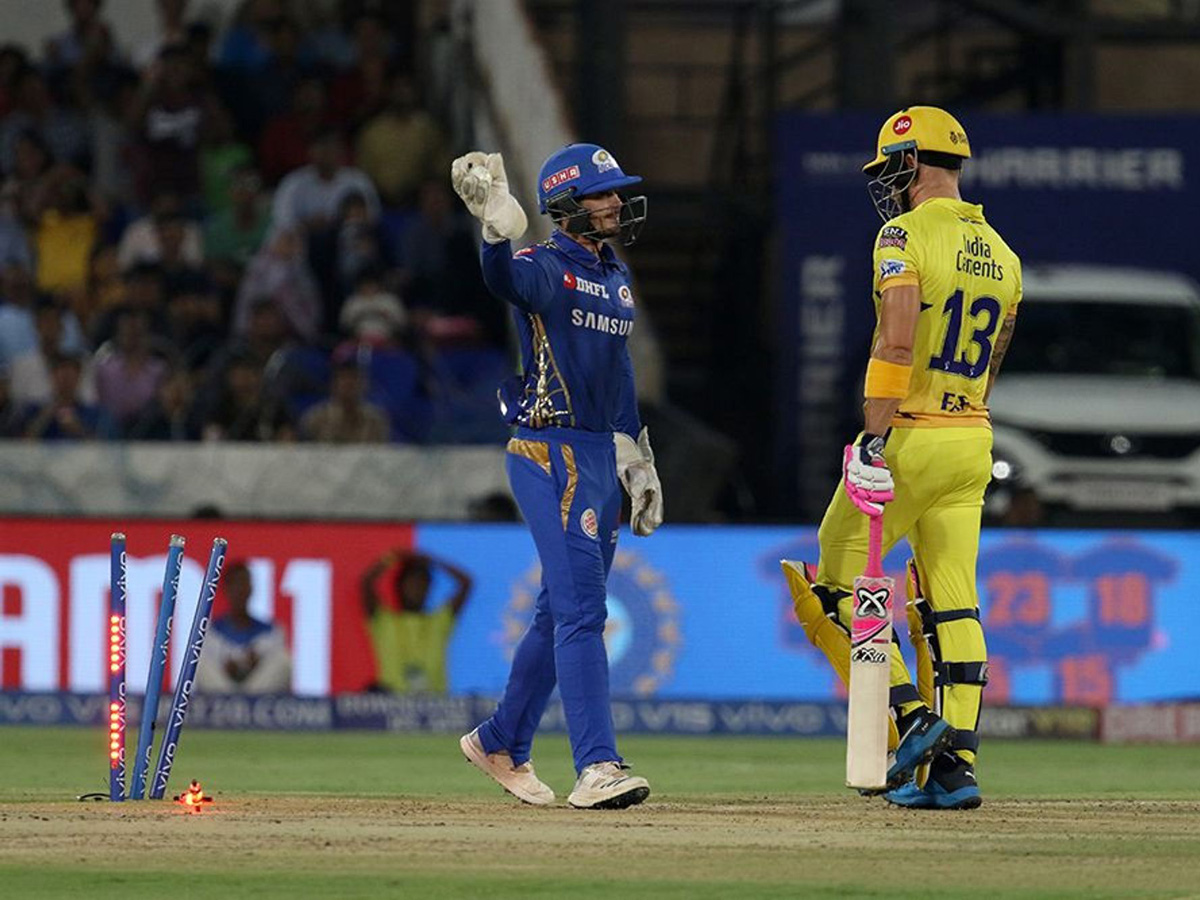 Mumbai Indians beat Chennai Super Kings by 1 run photo Gallery - Sakshi28