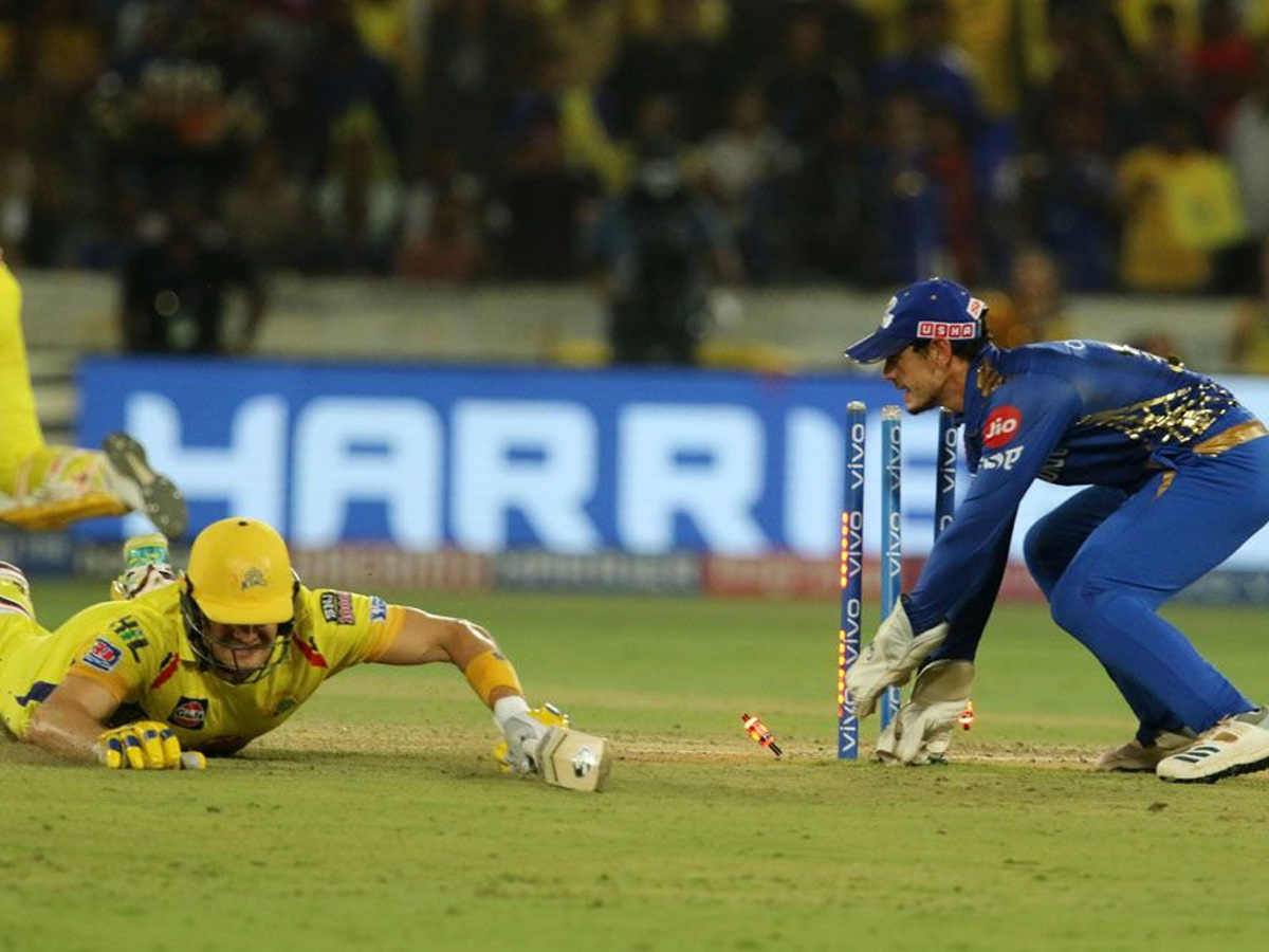 Mumbai Indians beat Chennai Super Kings by 1 run photo Gallery - Sakshi37