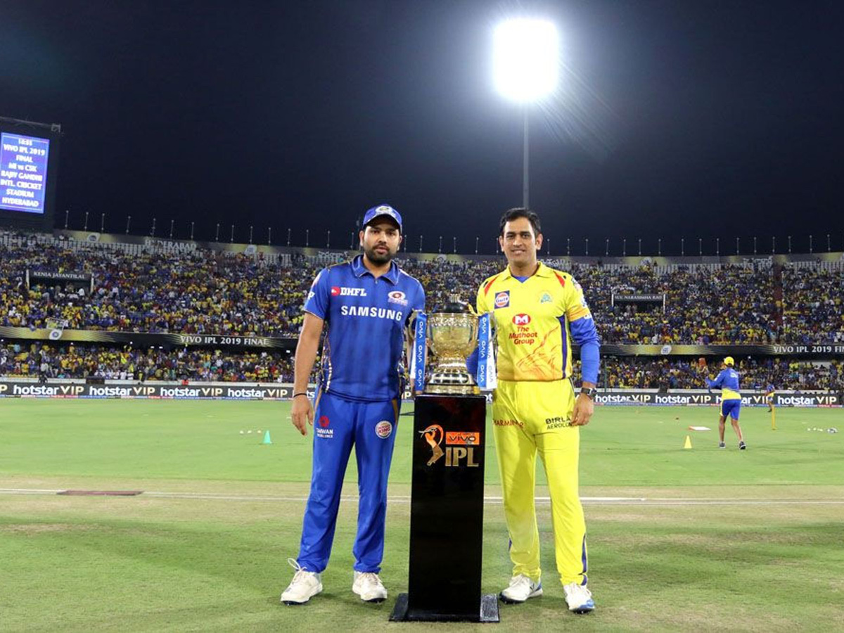 Mumbai Indians beat Chennai Super Kings by 1 run photo Gallery - Sakshi8