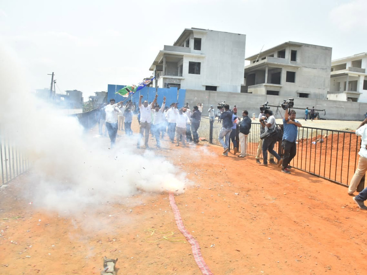 YSRCP Celebration in Ap Elections 2019 - Sakshi6