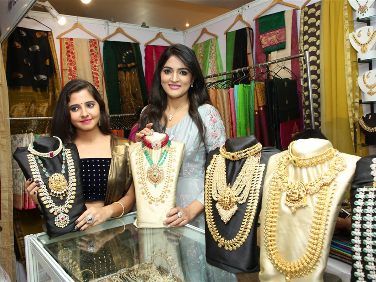 Preethi Asrani inaugurate The Haat Expo at Taj Krishna Photo Gallery - Sakshi10