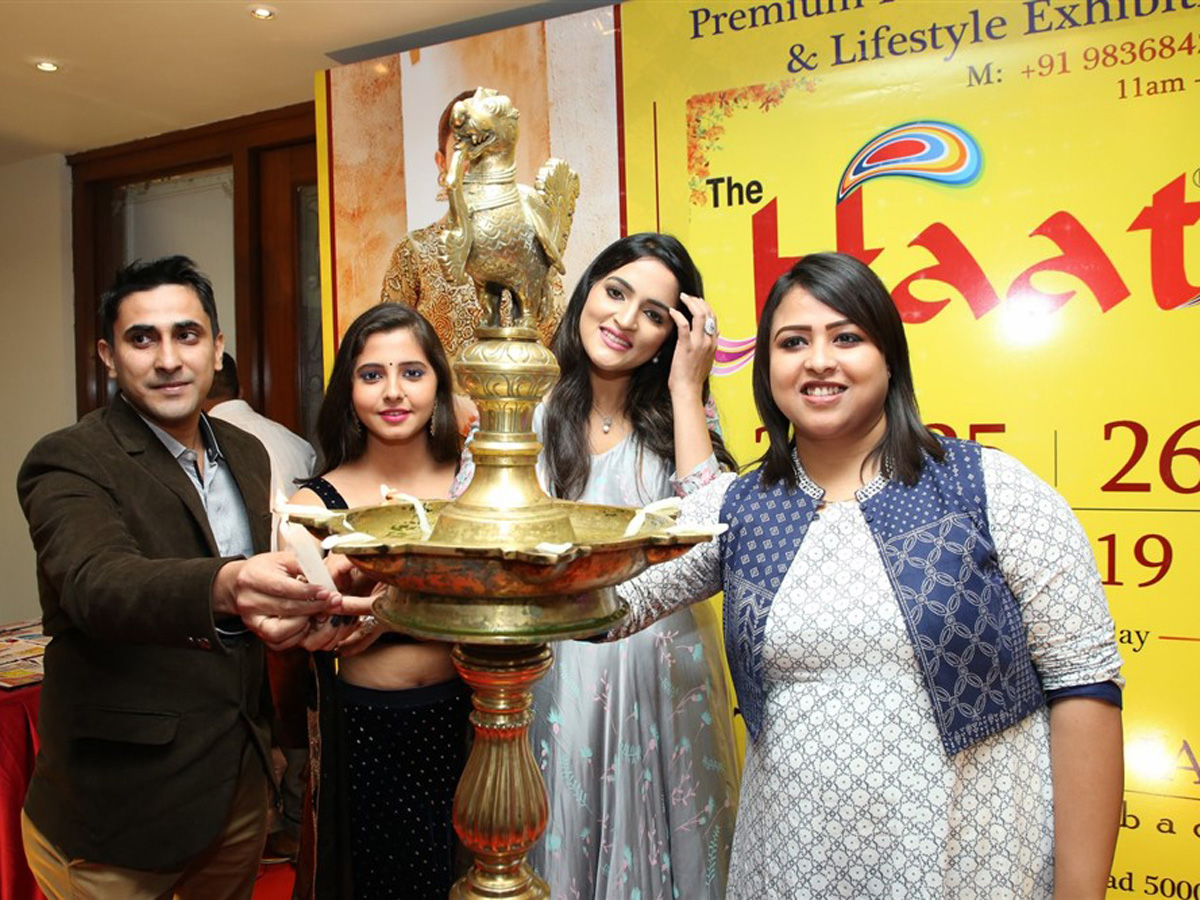 Preethi Asrani inaugurate The Haat Expo at Taj Krishna Photo Gallery - Sakshi5