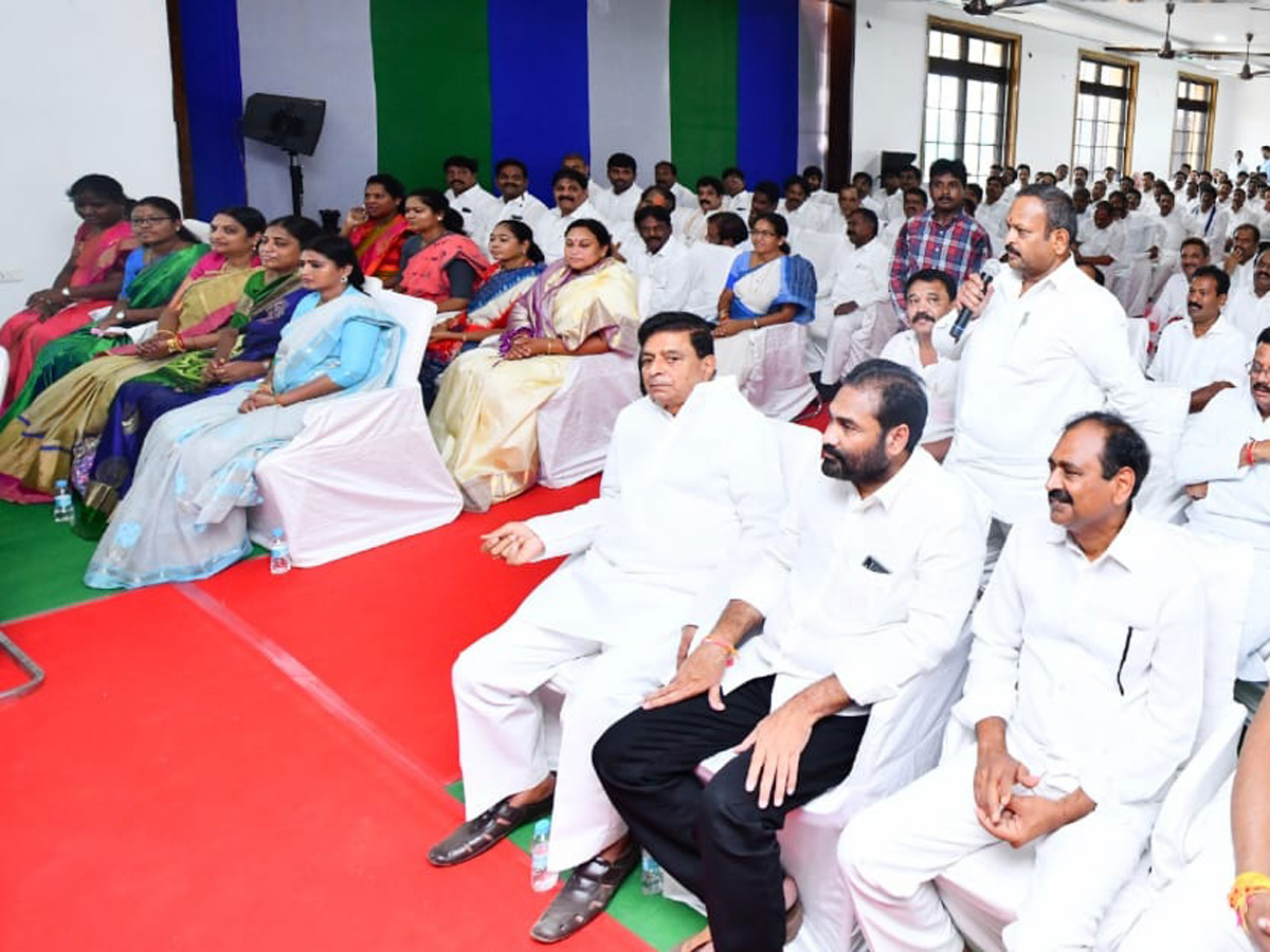 YSRCP MLAs Meeting Ys Jagan Mohan Reddy Camp Office Photo Gallery - Sakshi5