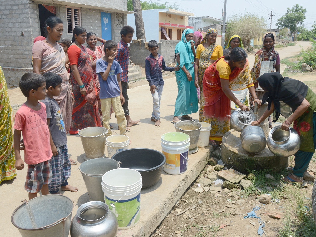 Best images of The Week in AP and Telangana May 25 to june 01 2019 - Sakshi25