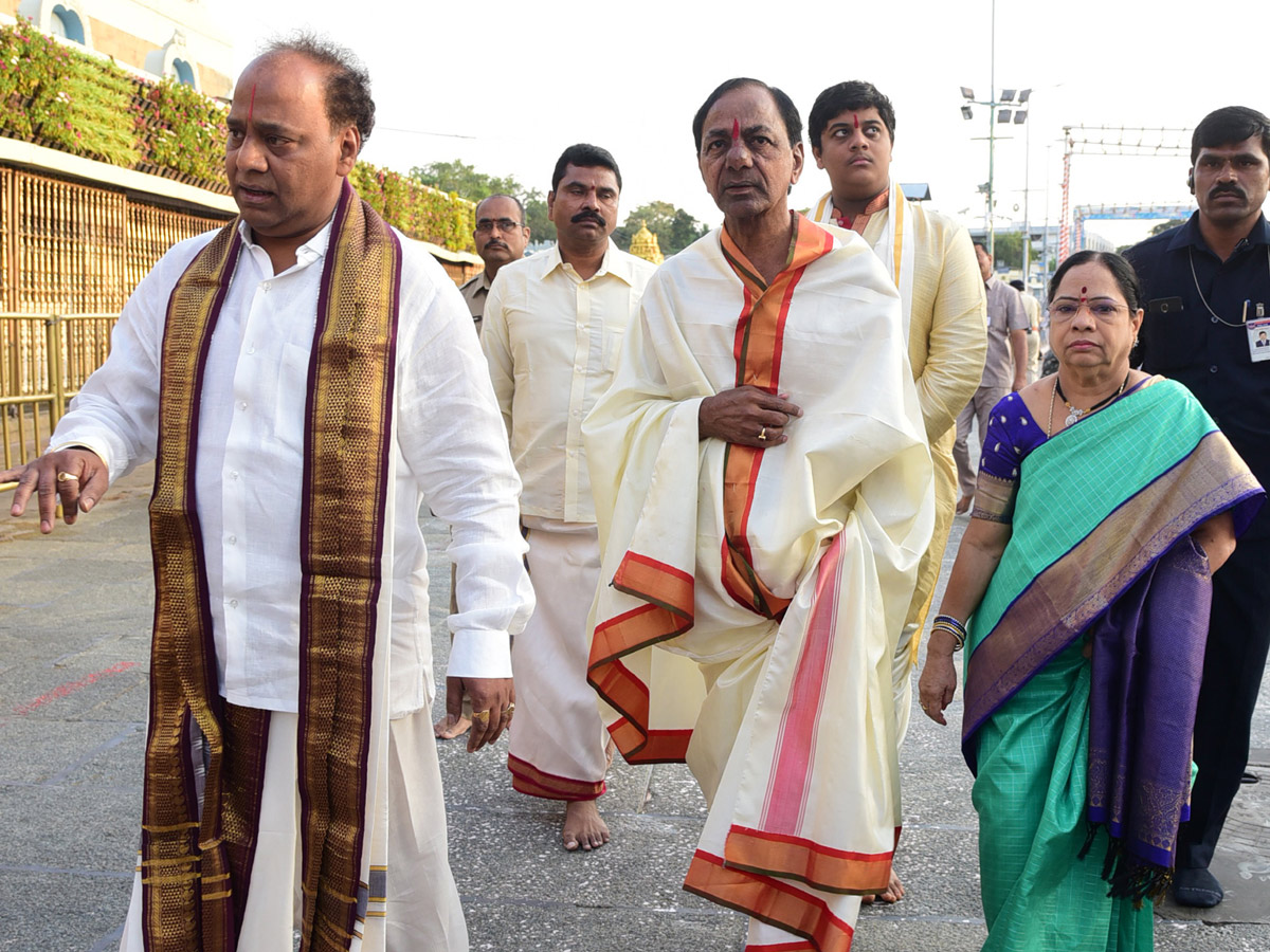 CM KCR To Visit Tirumala Photo Gallery - Sakshi14