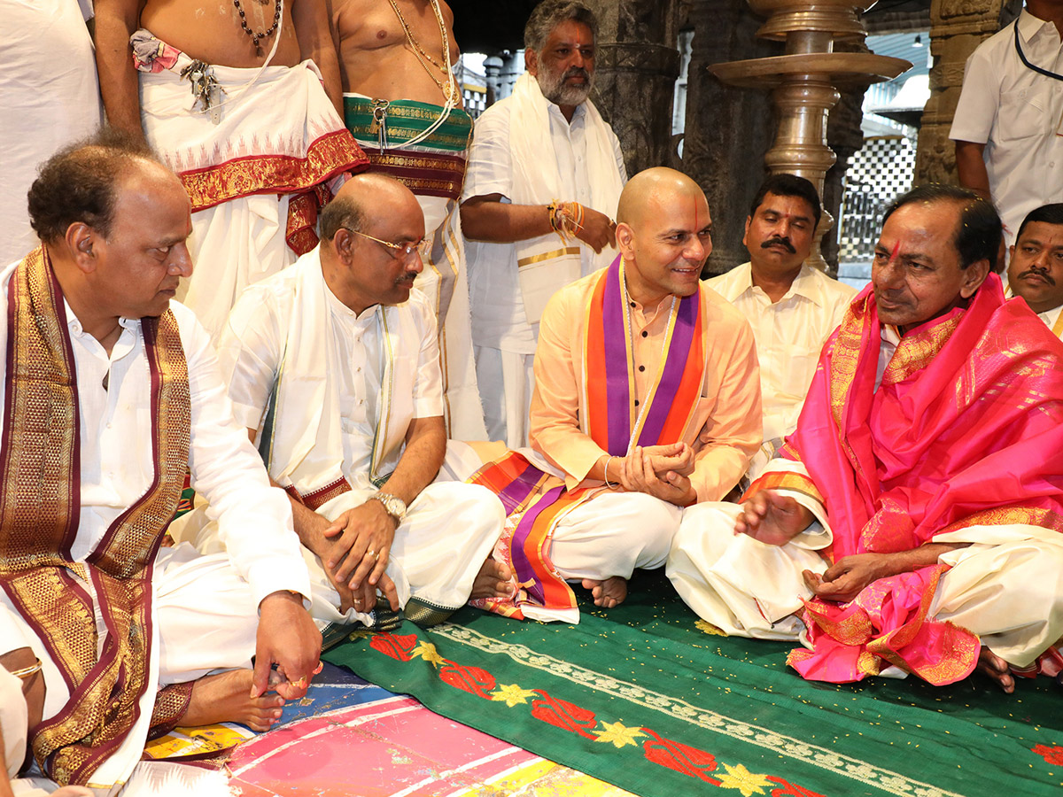 CM KCR To Visit Tirumala Photo Gallery - Sakshi5