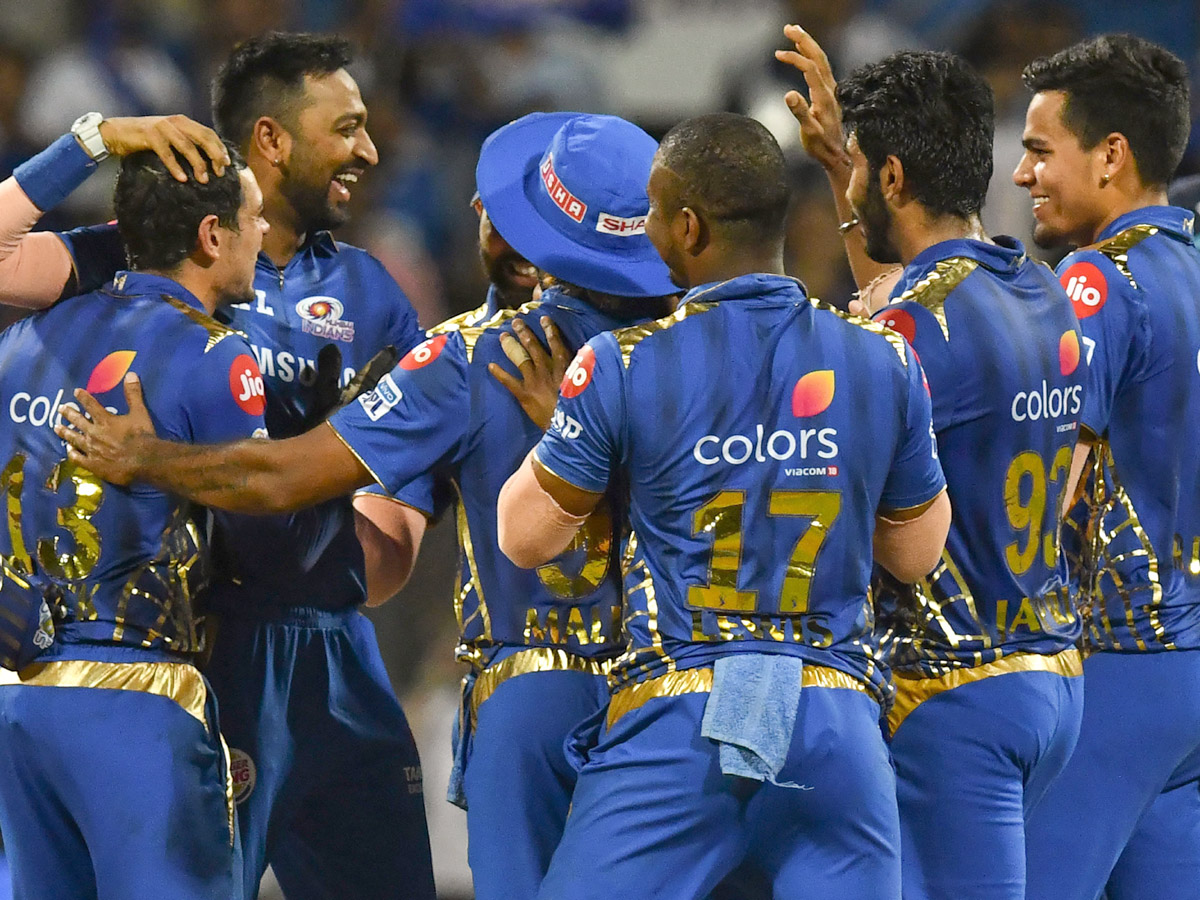  Mumbai cruise to playoffs after super over win against Hyderabad Photo Gallery - Sakshi6