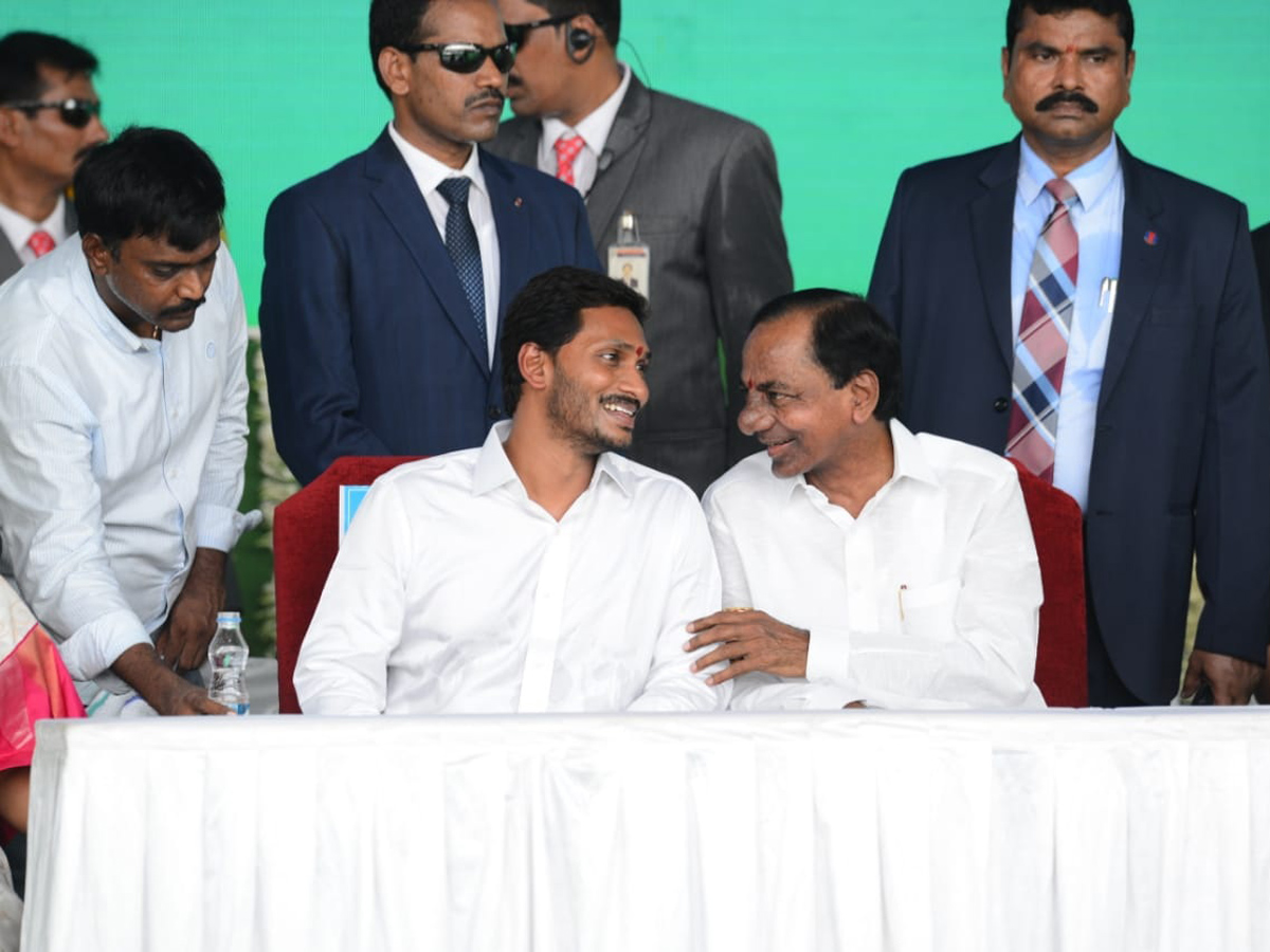 YS Jagan Mohan Reddy swearing-in ceremony Photo Gallery - Sakshi28