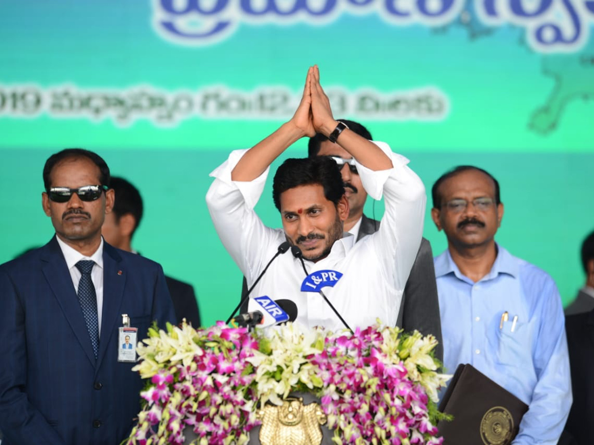 YS Jagan Mohan Reddy swearing-in ceremony Photo Gallery - Sakshi30