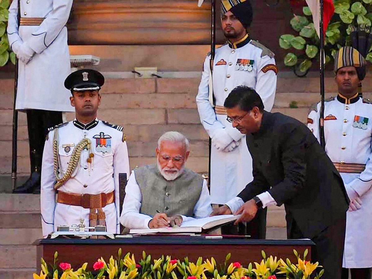 Narendra Modi second swearing in ceremony at Rashtrapati Bhavan Photo Gallery  - Sakshi2