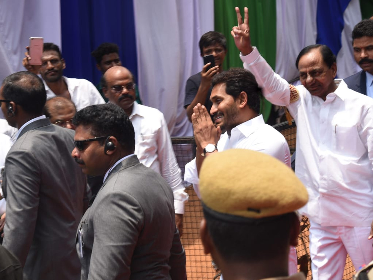 YS Jagan Mohan Reddy swearing-in ceremony Photo Gallery - Sakshi13