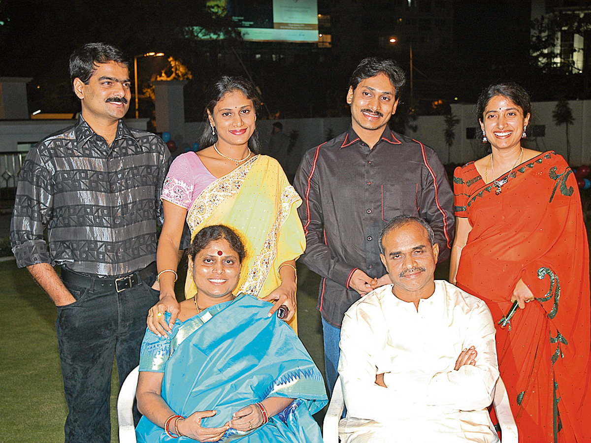 YS Jagan Rare photos PHoto Gallery - Sakshi15