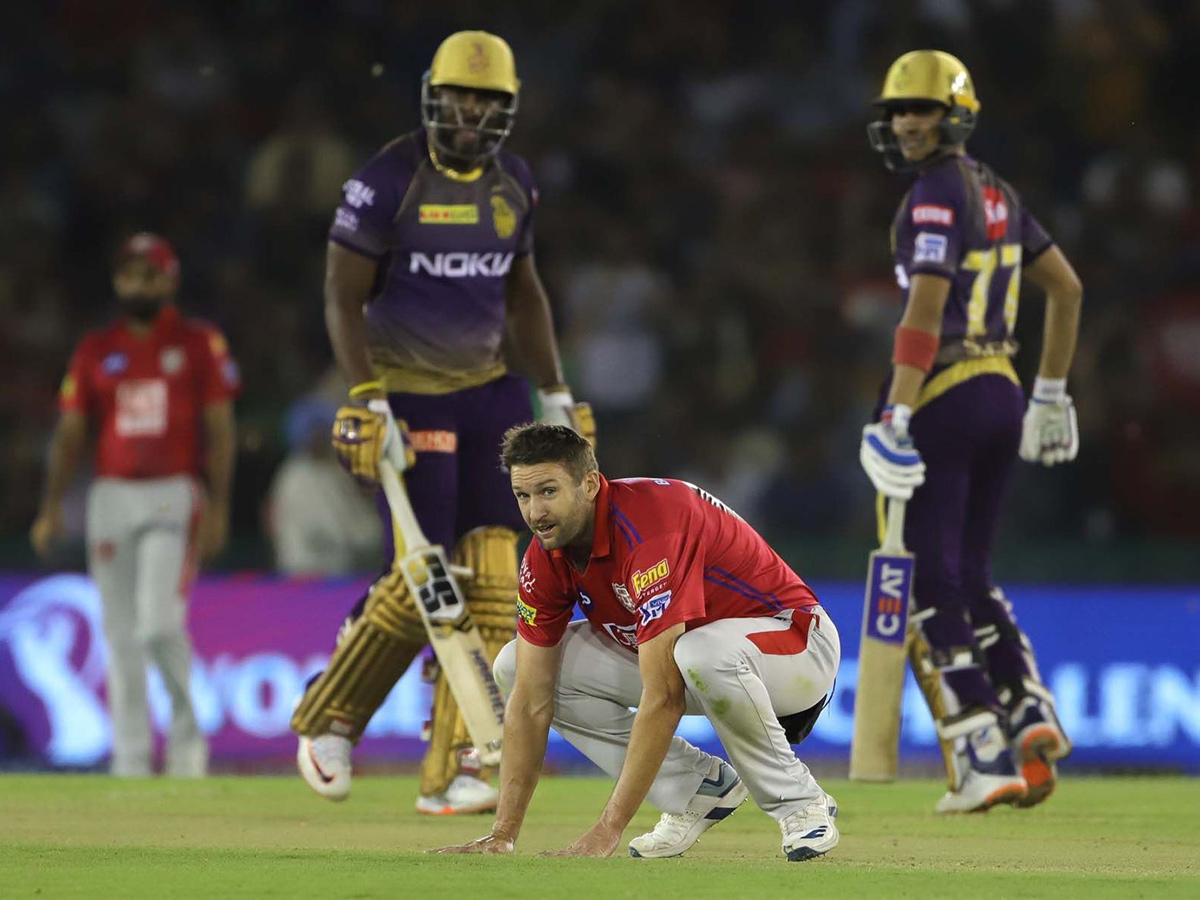 Kolkata Knight Riders beat Kings XI Punjab by 7 wickets  - Sakshi14