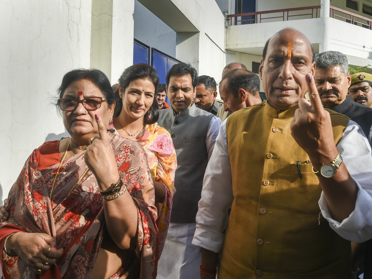 Lok Sabha elections 2019 phase 5 Photo Gallery  - Sakshi1