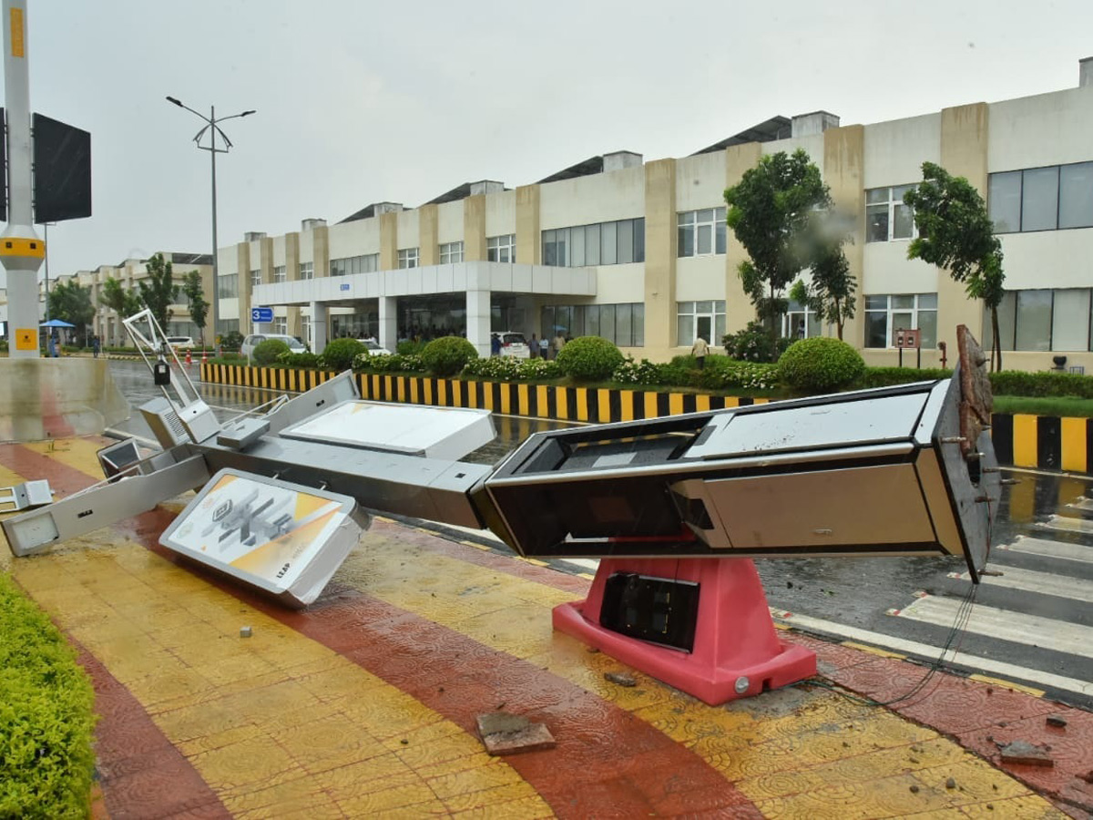 Heavy Air And Rain At AP Capital  - Sakshi12