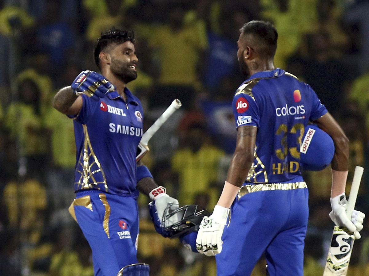 Chennai Super Kings Vs Mumbai Indians IPL Match Photo Gallery - Sakshi11