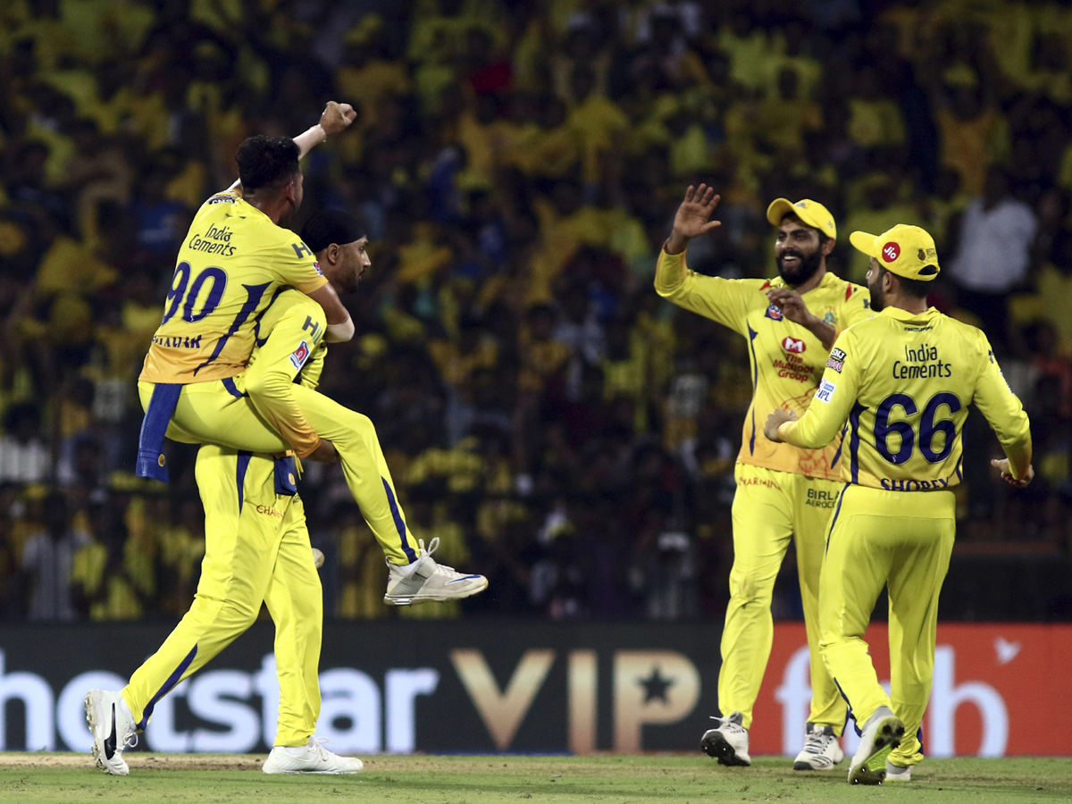 Chennai Super Kings Vs Mumbai Indians IPL Match Photo Gallery - Sakshi21