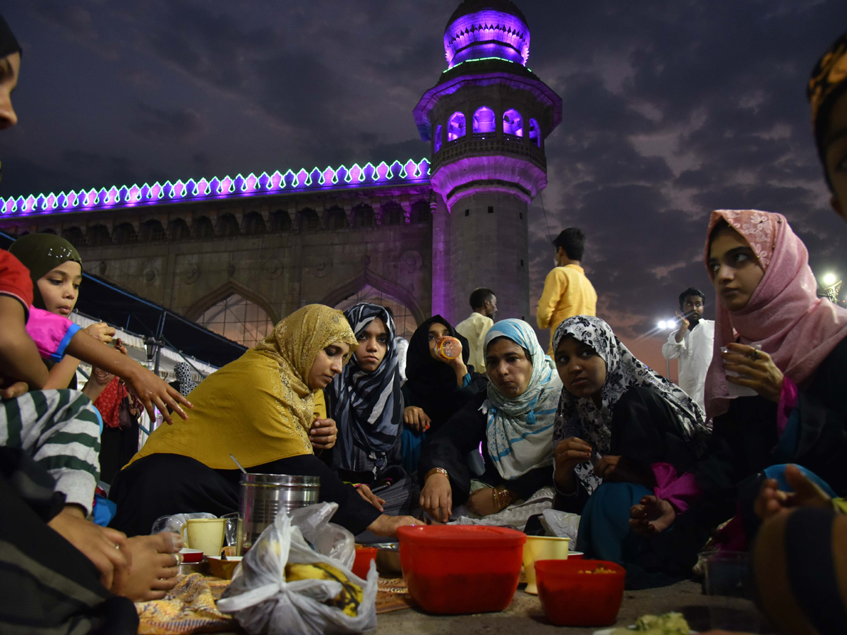 Ramzan Celebrations Start In Hyderabad Photo Gallery - Sakshi1