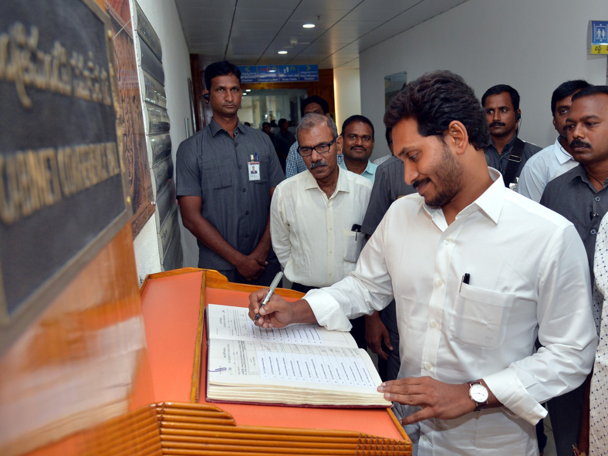 Aandhra Pradesh Cabinet Meeting Photo Gallery - Sakshi2