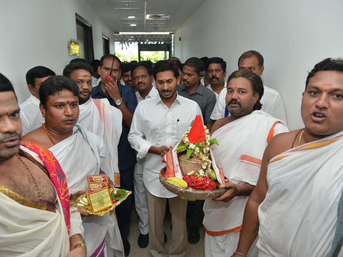 Andhra Pradesh Assembly Sessions Photo Gallery - Sakshi11