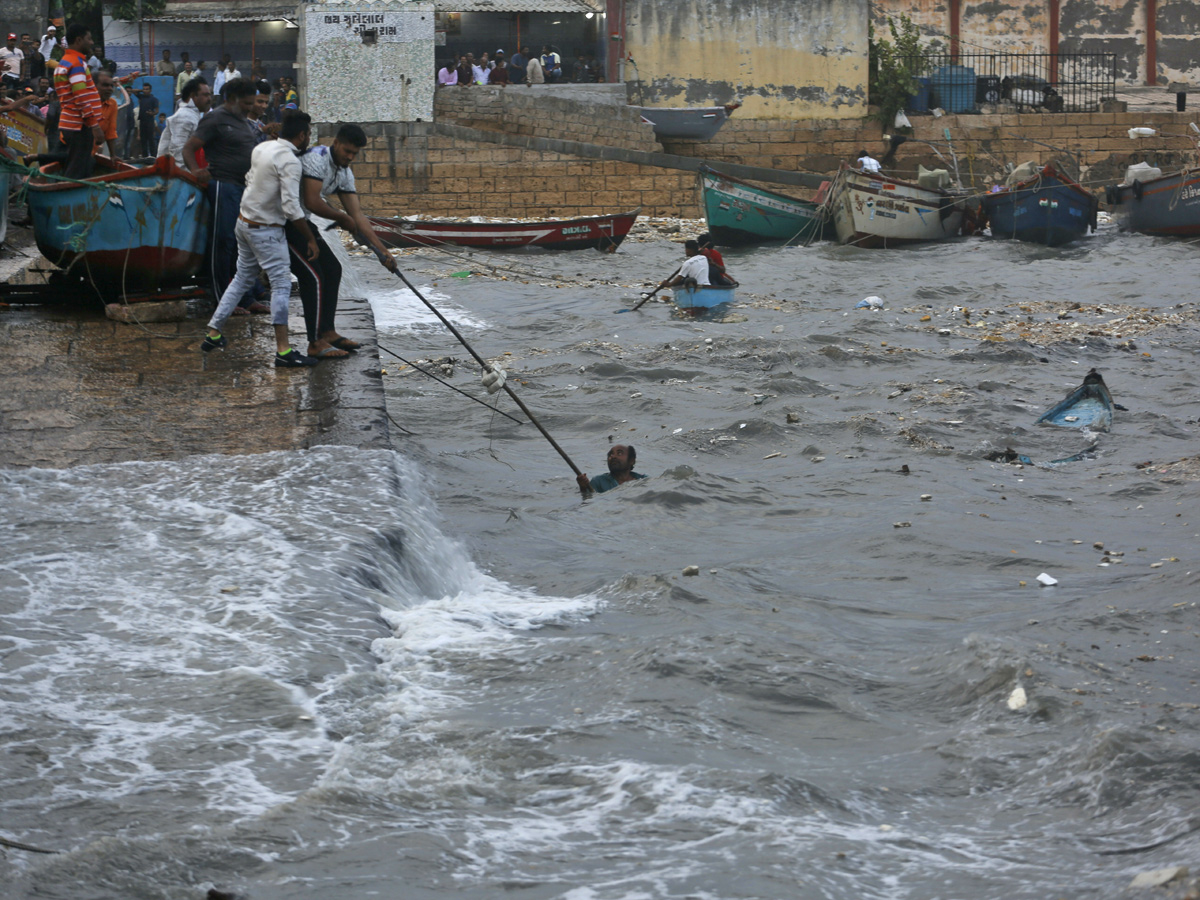 Cyclone Vayu Remains a Threat for Gujarats Photo Gallery - Sakshi18