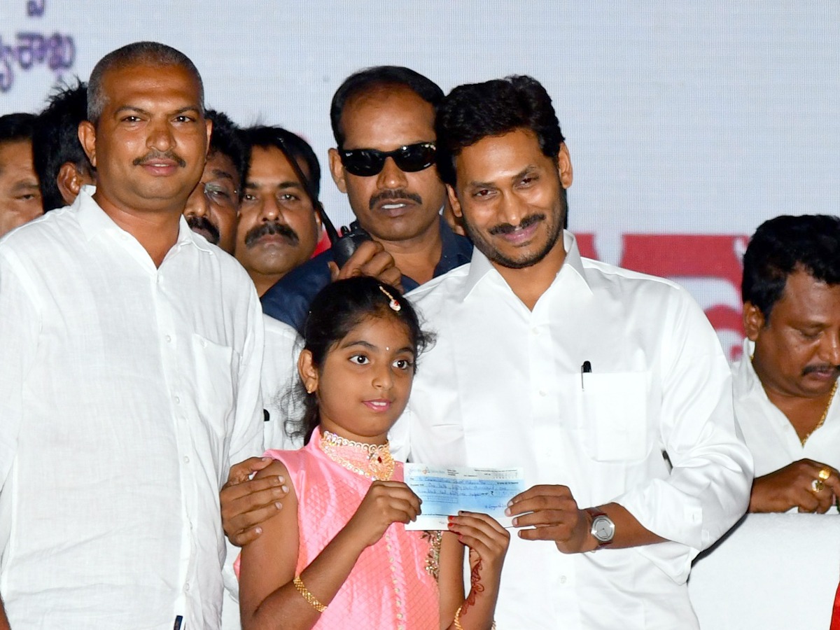 CM YS Jagan participate Badi Bata PHoto Gallery - Sakshi16