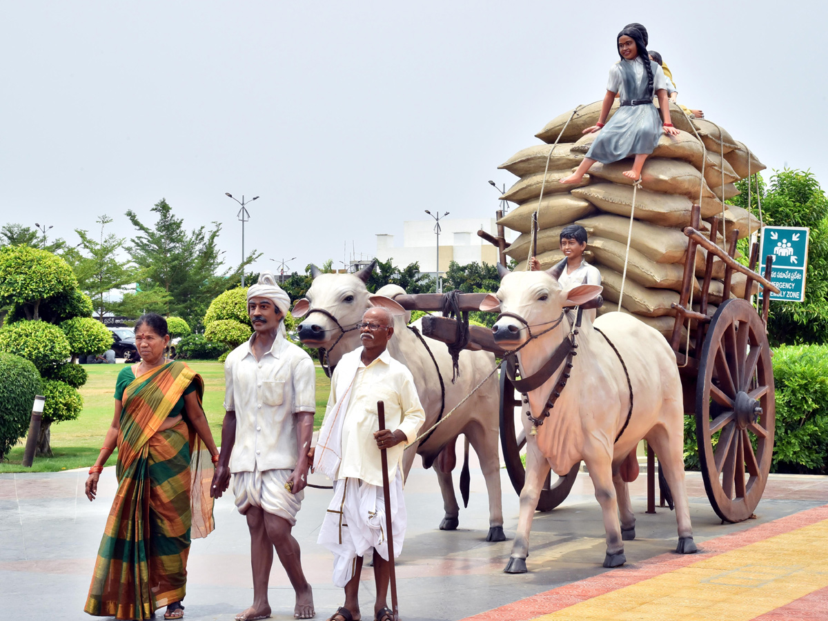 Best Photos of The Week in AP and Telangana june-16-june-22-2019 - Sakshi7