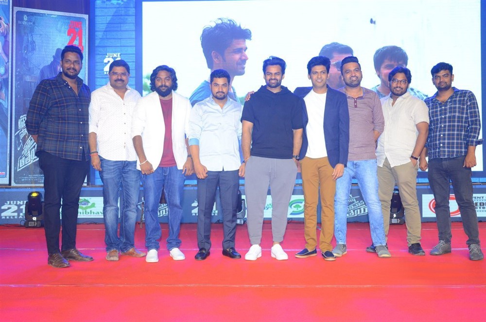 Agent Sai Srinivasa Athreya Pre Release Event Photo Gallery - Sakshi3