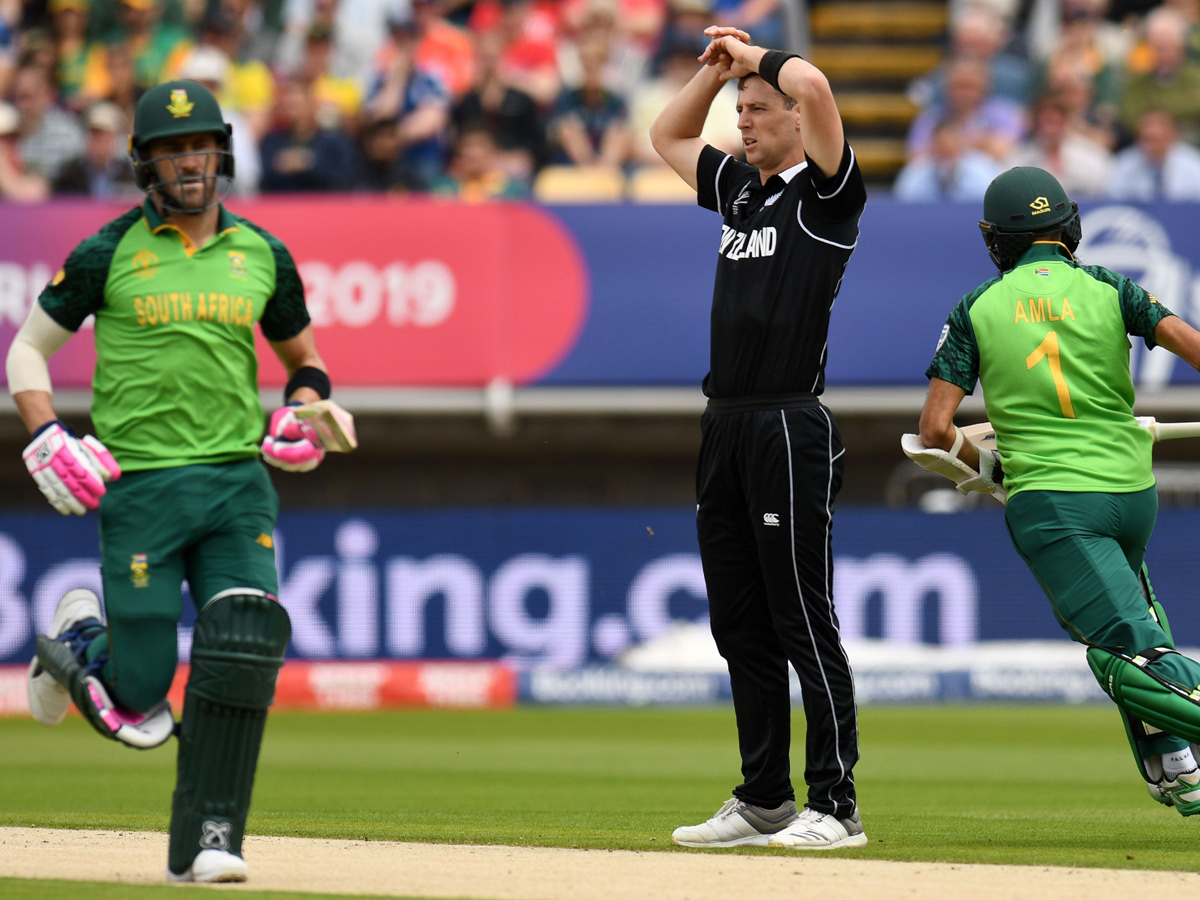 Williamson's heroic ton guides New Zealand to thrilling 4-wicket win over South Africa - Sakshi6