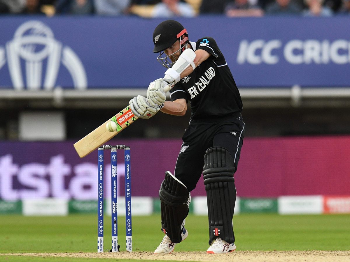 Williamson's heroic ton guides New Zealand to thrilling 4-wicket win over South Africa - Sakshi4