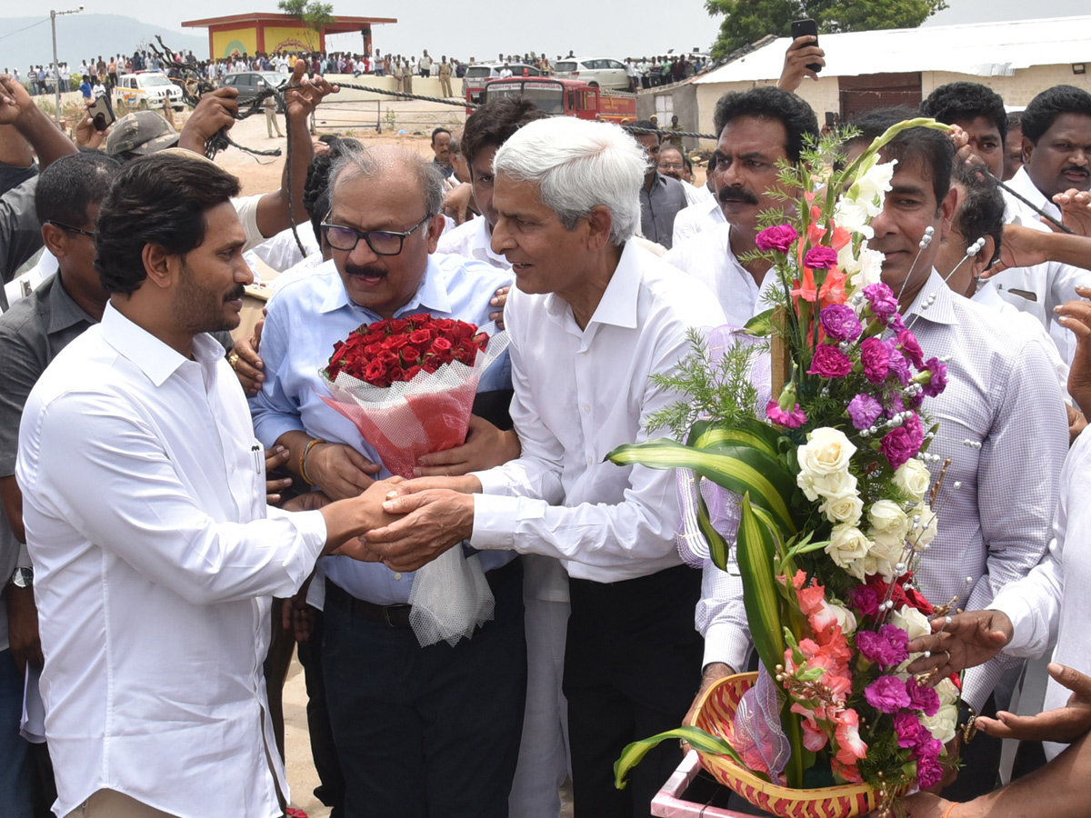 AP CM YS Jagan Mohan Reddy Visit Polavaram Project Photo Gallery - Sakshi11