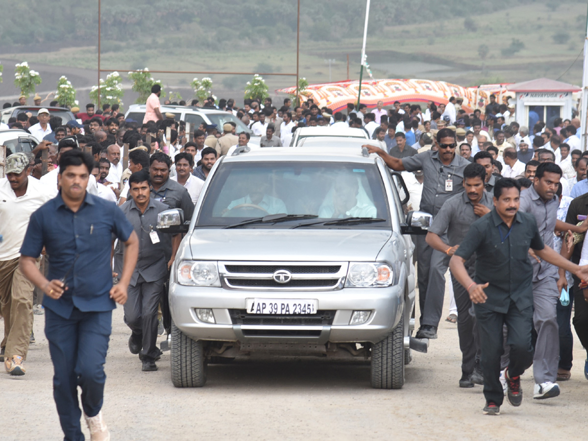 AP CM YS Jagan Mohan Reddy Visit Polavaram Project Photo Gallery - Sakshi19