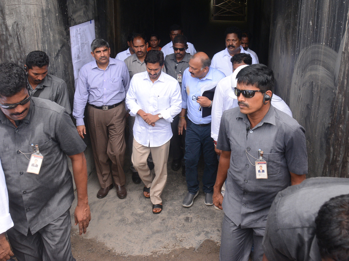 AP CM YS Jagan Mohan Reddy Visit Polavaram Project Photo Gallery - Sakshi8