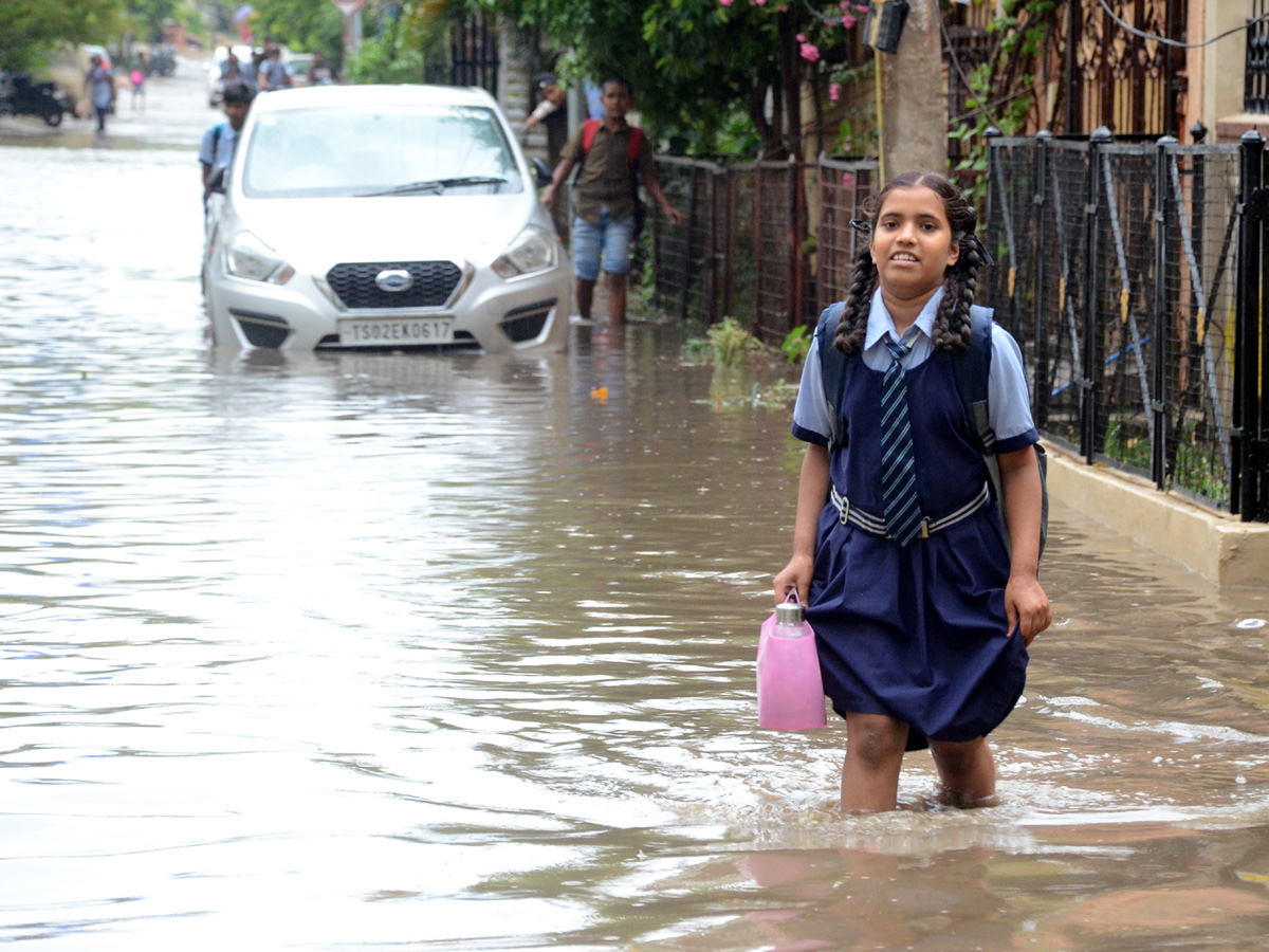 heavy rains in hyderabad Photo Gallery - Sakshi25