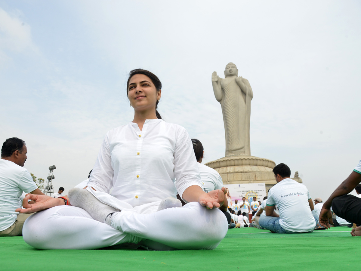 international yoga day hyderabad Photo Gallery - Sakshi16