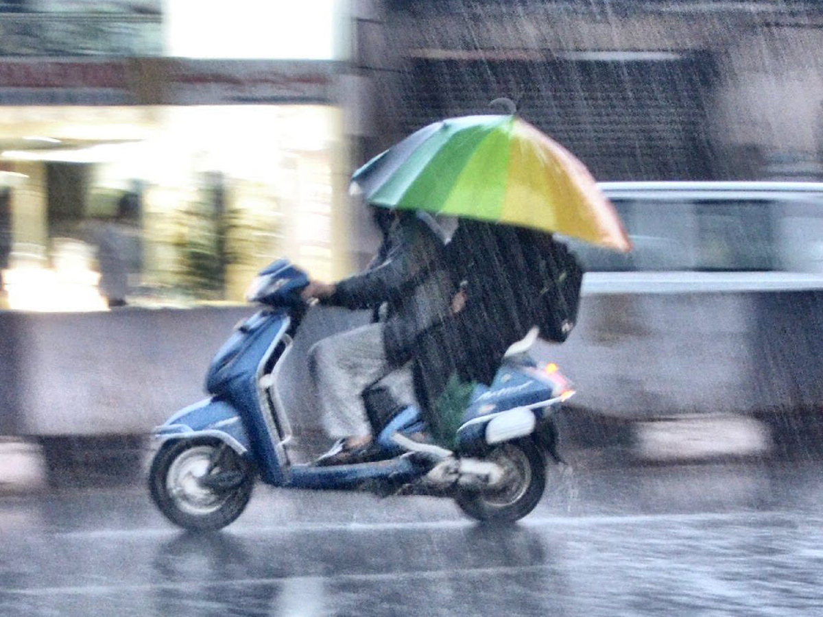 Heavy Rain In Hyderabad Today Photo Gallery - Sakshi18