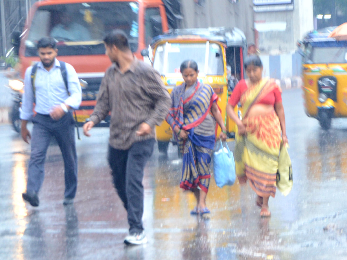 Heavy Rain In Hyderabad Today Photo Gallery - Sakshi20