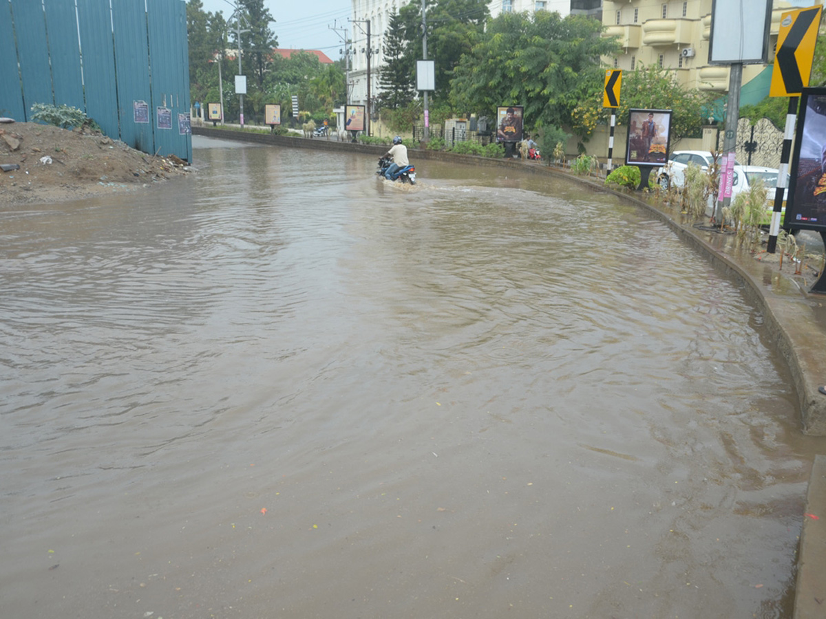 Heavy Rain In Hyderabad Today Photo Gallery - Sakshi21