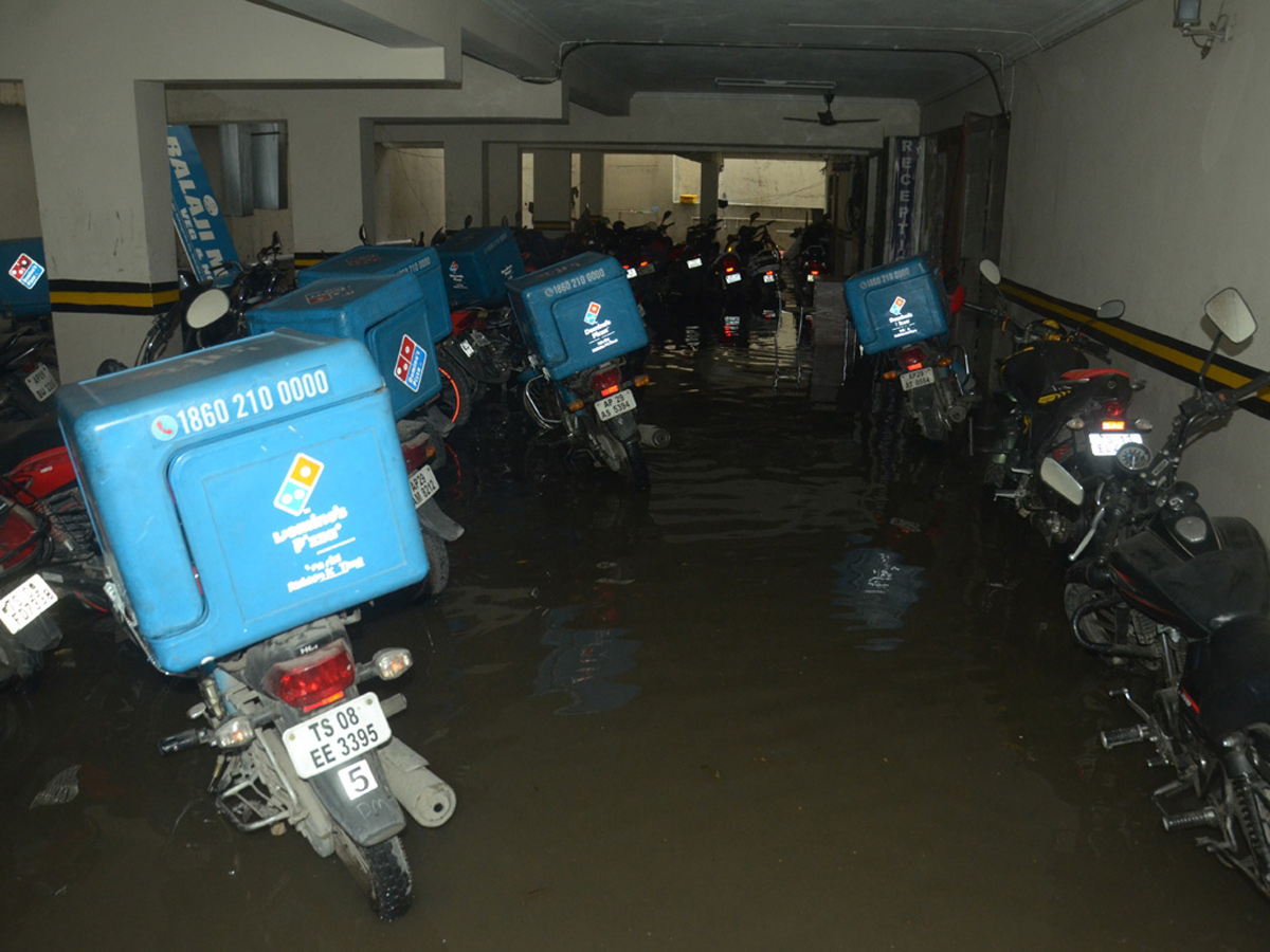 Heavy Rain In Hyderabad Today Photo Gallery - Sakshi22