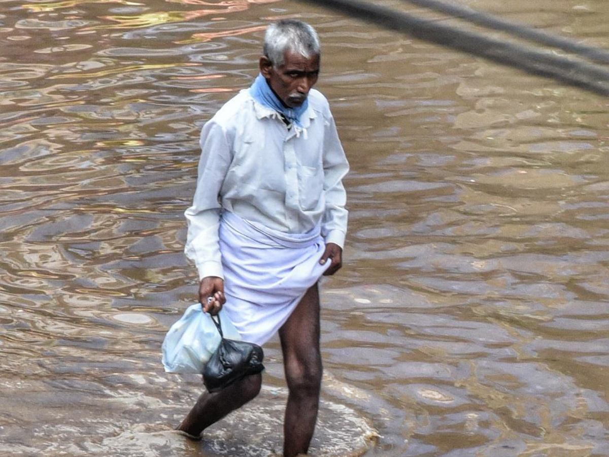 Heavy Rain In Hyderabad Today Photo Gallery - Sakshi8