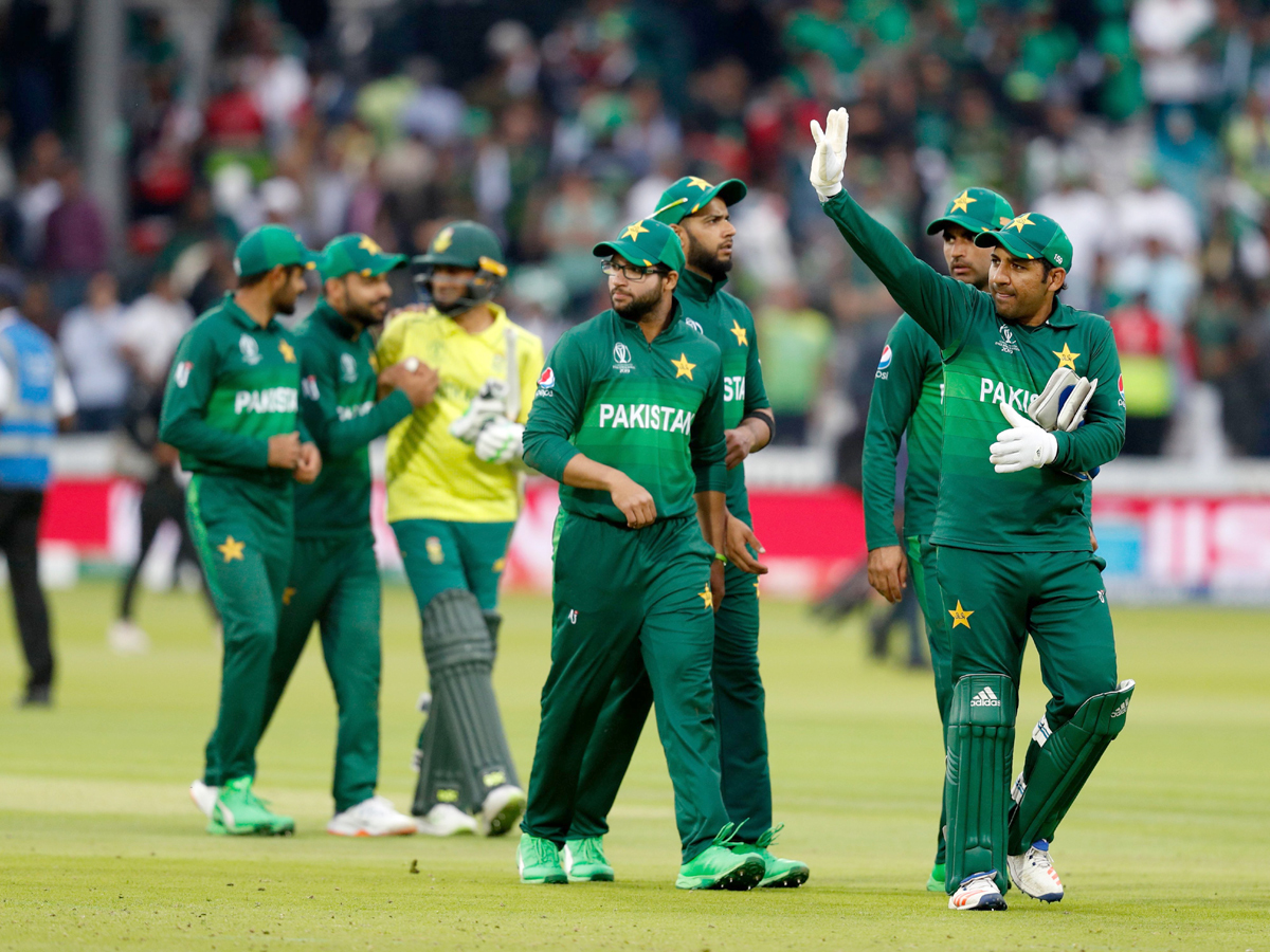 Pakistan win by 49 runs to knock South Africa out of Cricket World Cup 2019 Photo Gallery - Sakshi1