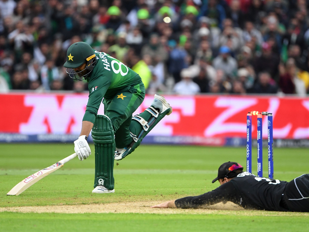 ICC World Cup Pakistan and New Zealand Match Photo Gallery - Sakshi8