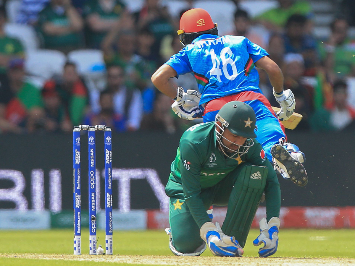 Pakistan beat Afghanistan by three wickets Photo Gallery - Sakshi18