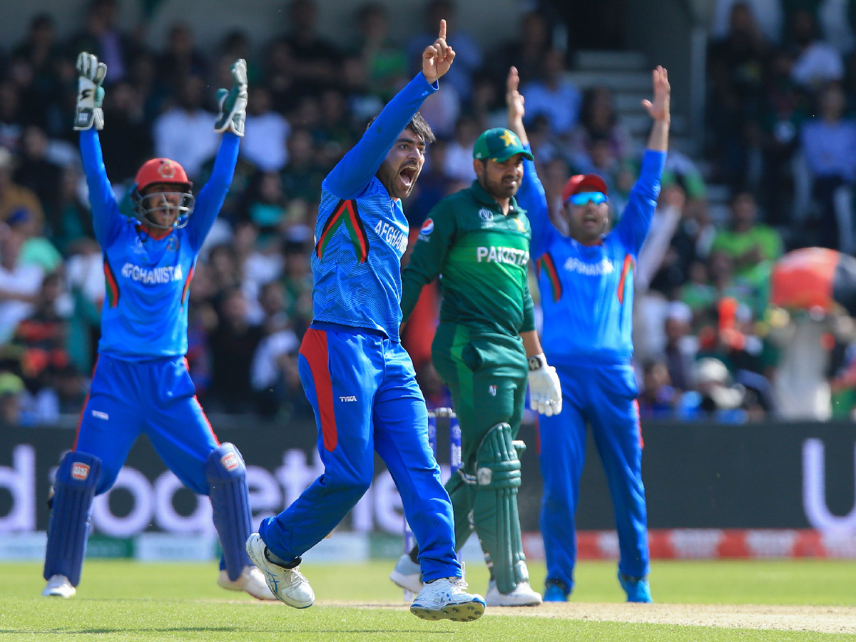 Pakistan beat Afghanistan by three wickets Photo Gallery - Sakshi6